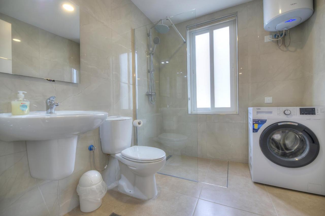 Spacious And Tastefully Furnished 2 Bedroom Apartment Ddif1-3 Gzira Exterior foto